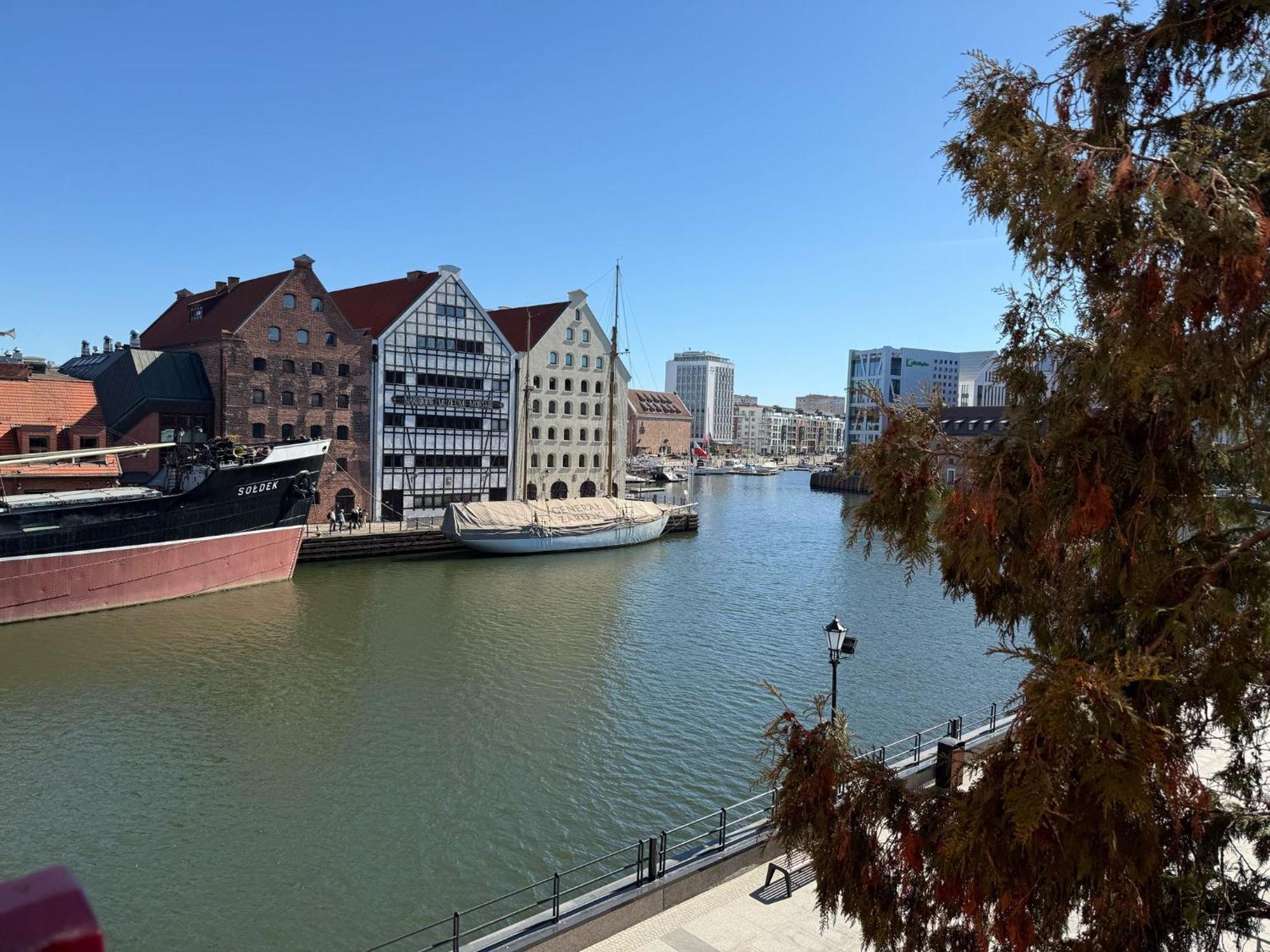 Motlawa Apartments - Old Town & River Viev, Fast Wifi غدانسك المظهر الخارجي الصورة